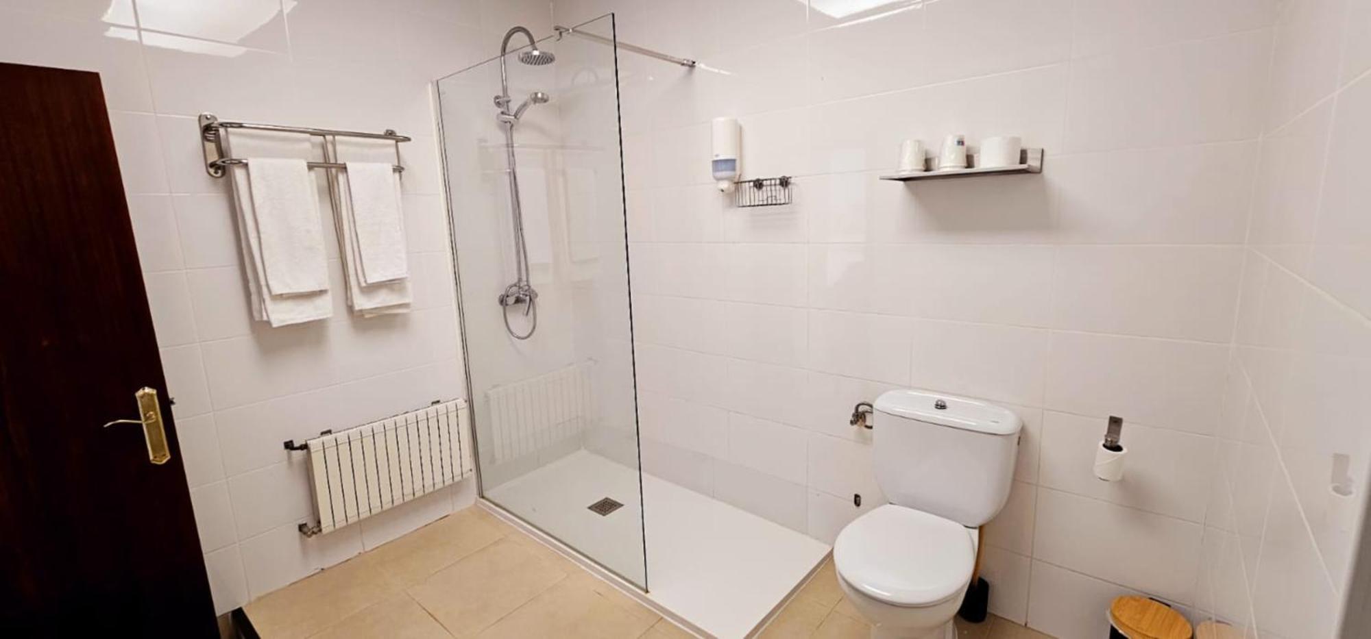 Hotel Artxanda Bilbao, Parking Gratuito En El Exterior Junto Al Hotel (Adults Only) Exterior foto